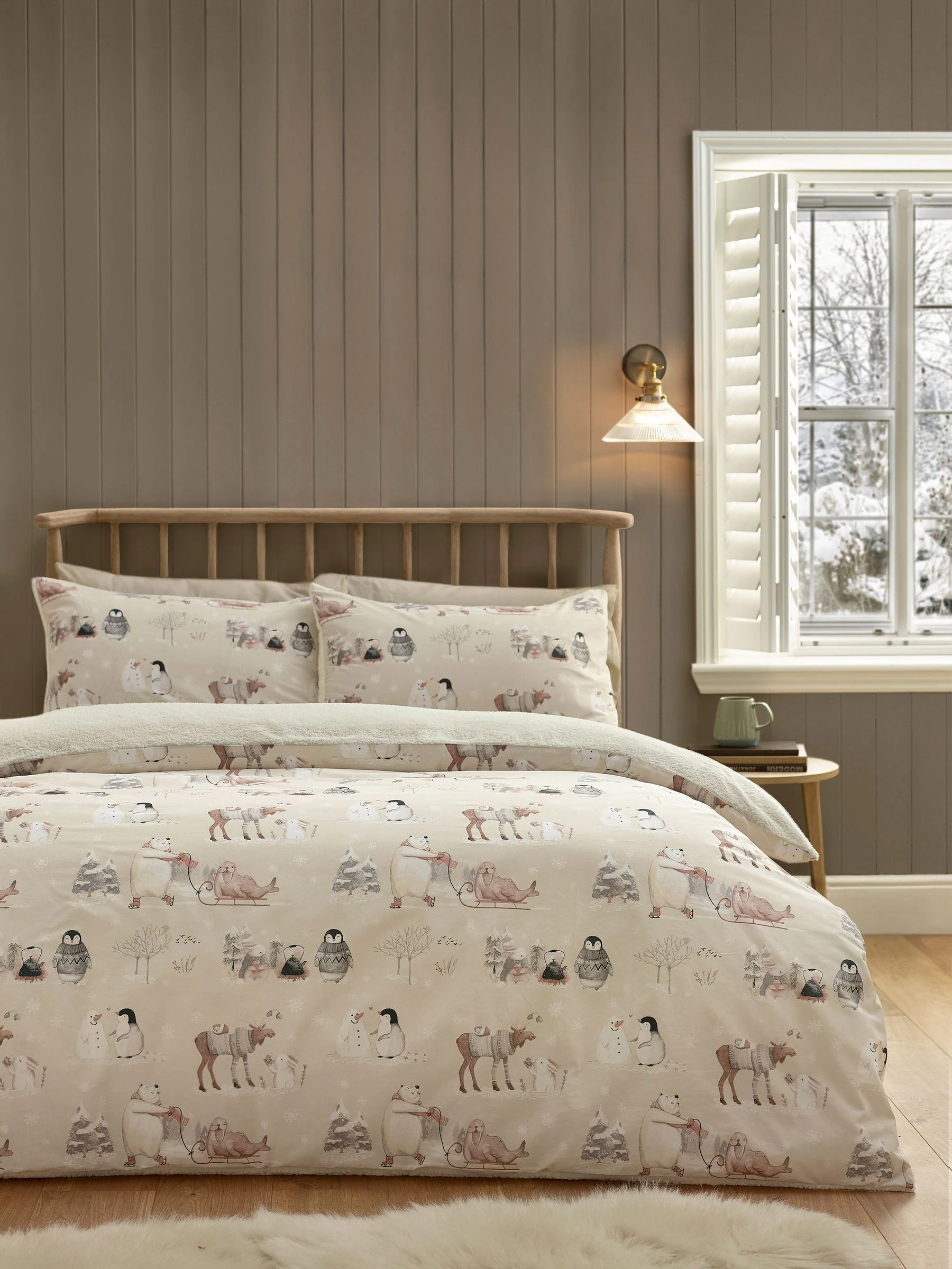 Catherine Lansfield Christmas Winter Friends Cosy Sherpa Duvet Cover Set