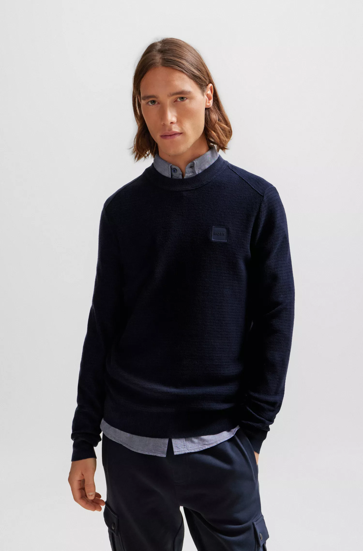 Suéter BOSS laranja de algodão e cashmere, corte regular, com etiqueta com o logotipo.