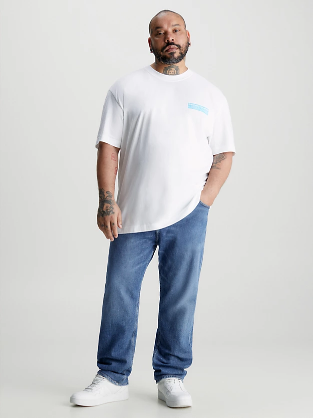 Calça jeans afunilada plus size