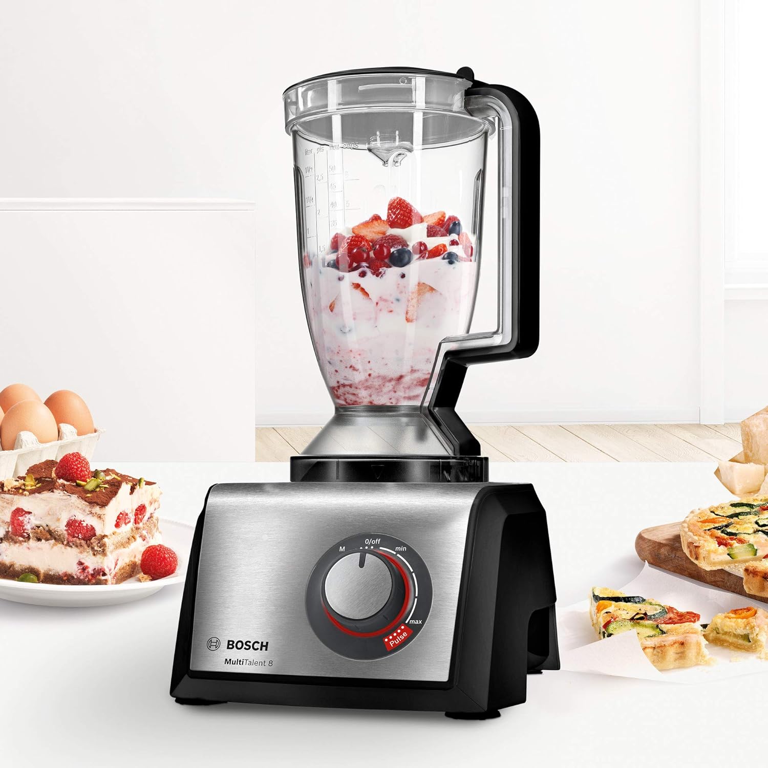Bosch Kompakt-Küchenmaschine MultiTalent 8 MC812M865, 45 Funktionen, XXL-Rührschüssel 3,9 L, Mixer 1,5 L, Universalmesser, Würfelschneider, Reibscheibe, Schneid-Raspel-Wendescheibe, 1250 W, schwarz