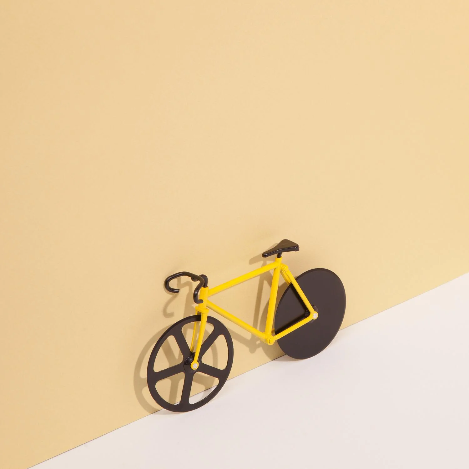 Doiy  Fixie pizzaskærer - Bumble Bee