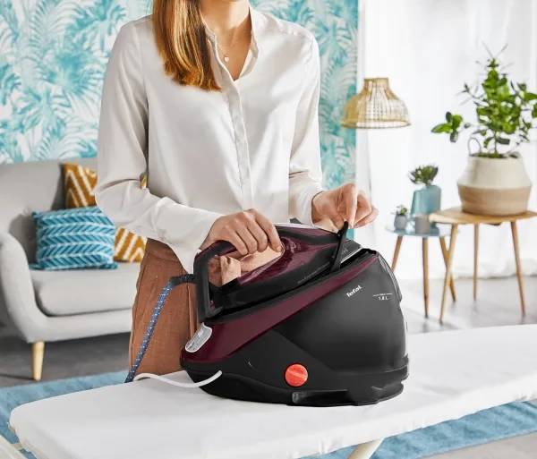 Tefal Pro Express Protect GV9230, 2600 W, 140 g/min, 7,6 bar, 1,8 L, 550 g/min, Sort, Bourgogne