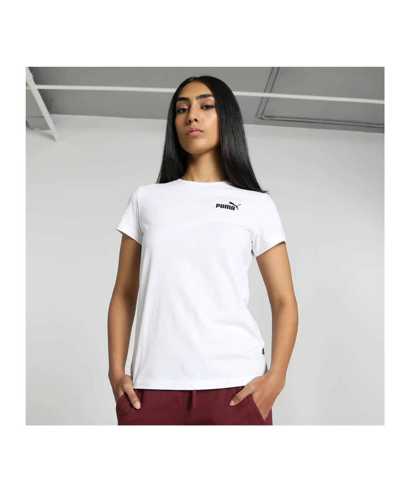 PUMA ESS Small Logo T-Shirt Damen F02