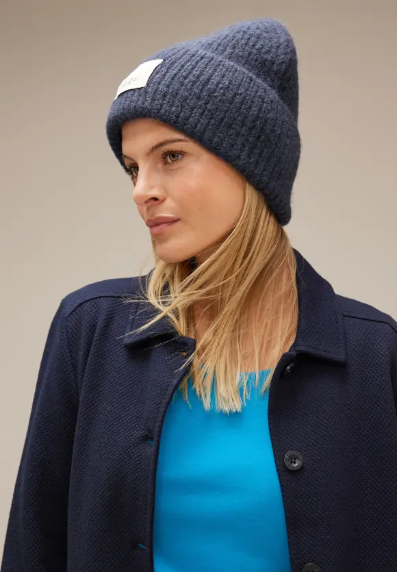 Flauschiger Beanie - deep blue melange