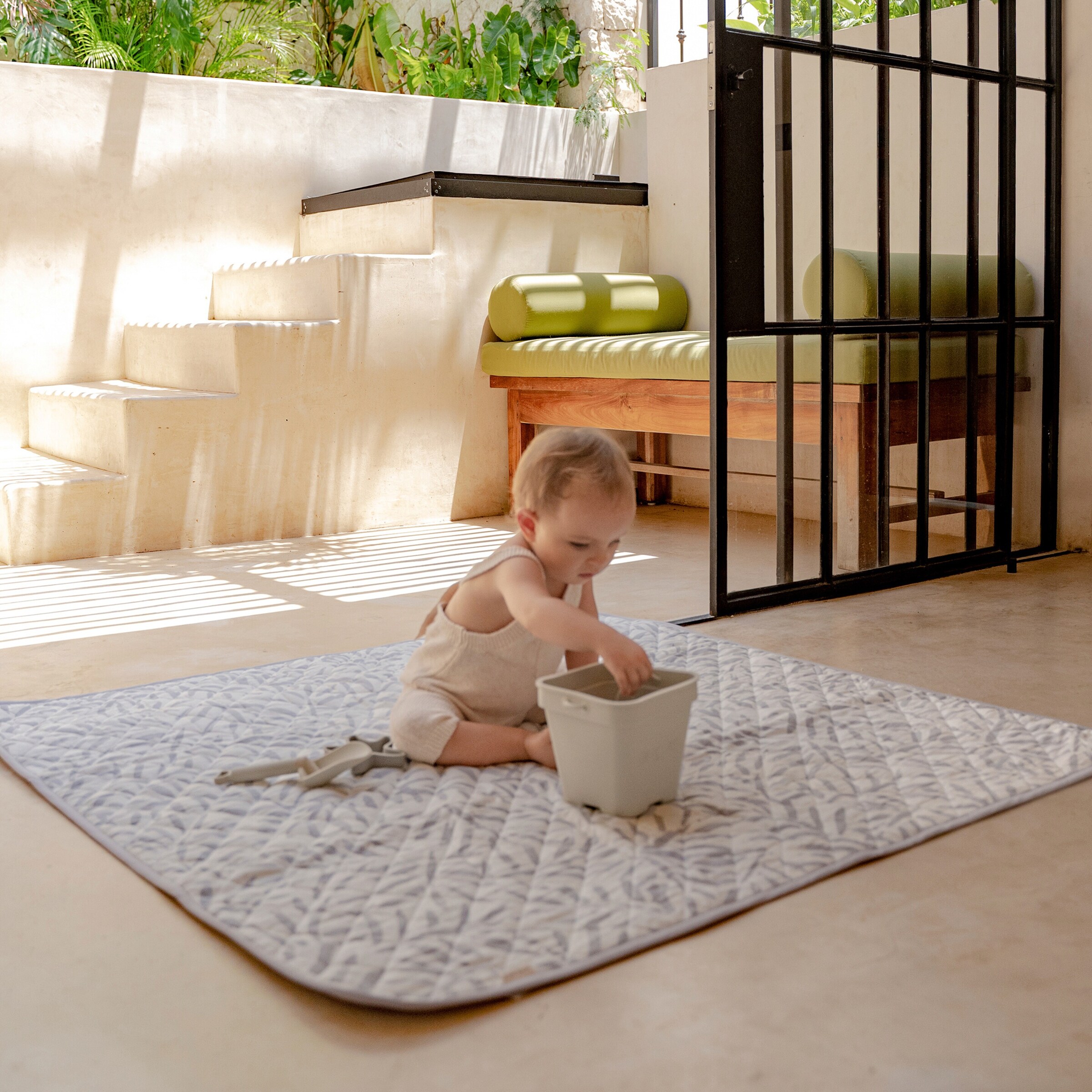 toddlekind Krabbeldecke für unterwegs 120x120 cm Stone