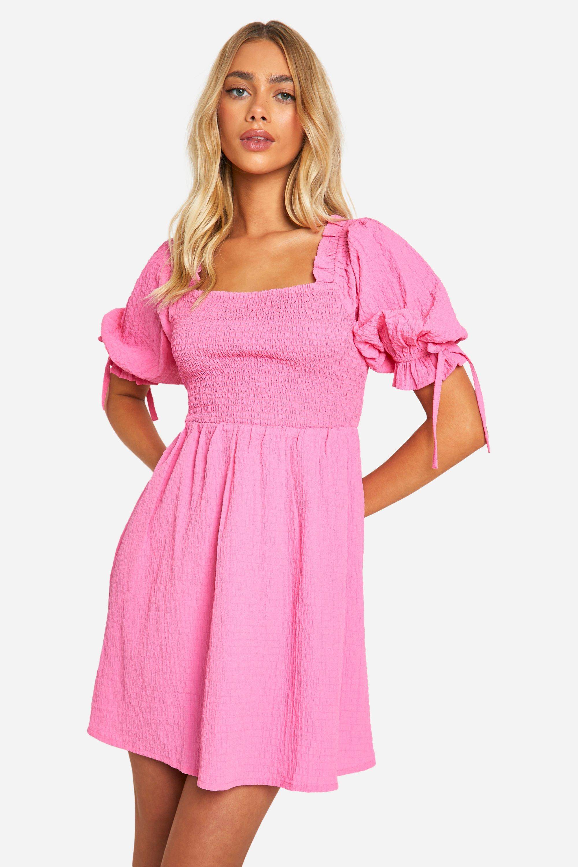 boohoo Robe babydoll texturée à manches bouffantes