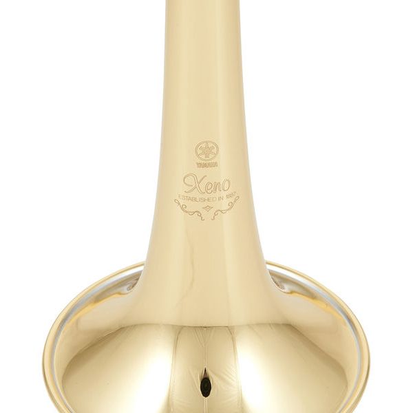 Yamaha YTR-8445 04 Trumpet