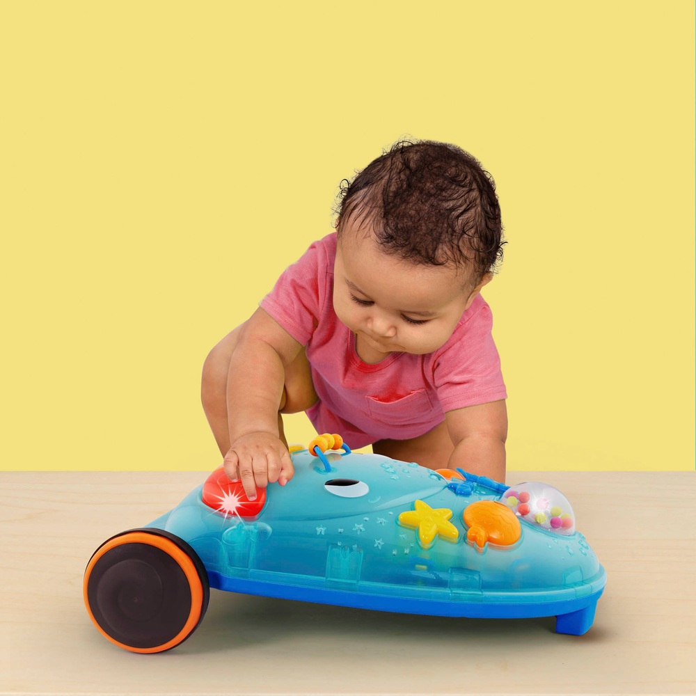 B. Toys Walk 'n' Play Musikalischer Aktivitäts-Lauflernwagen