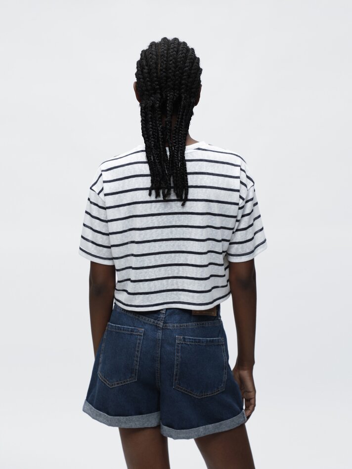 Camiseta cropped com efeito linho - Azul Médio