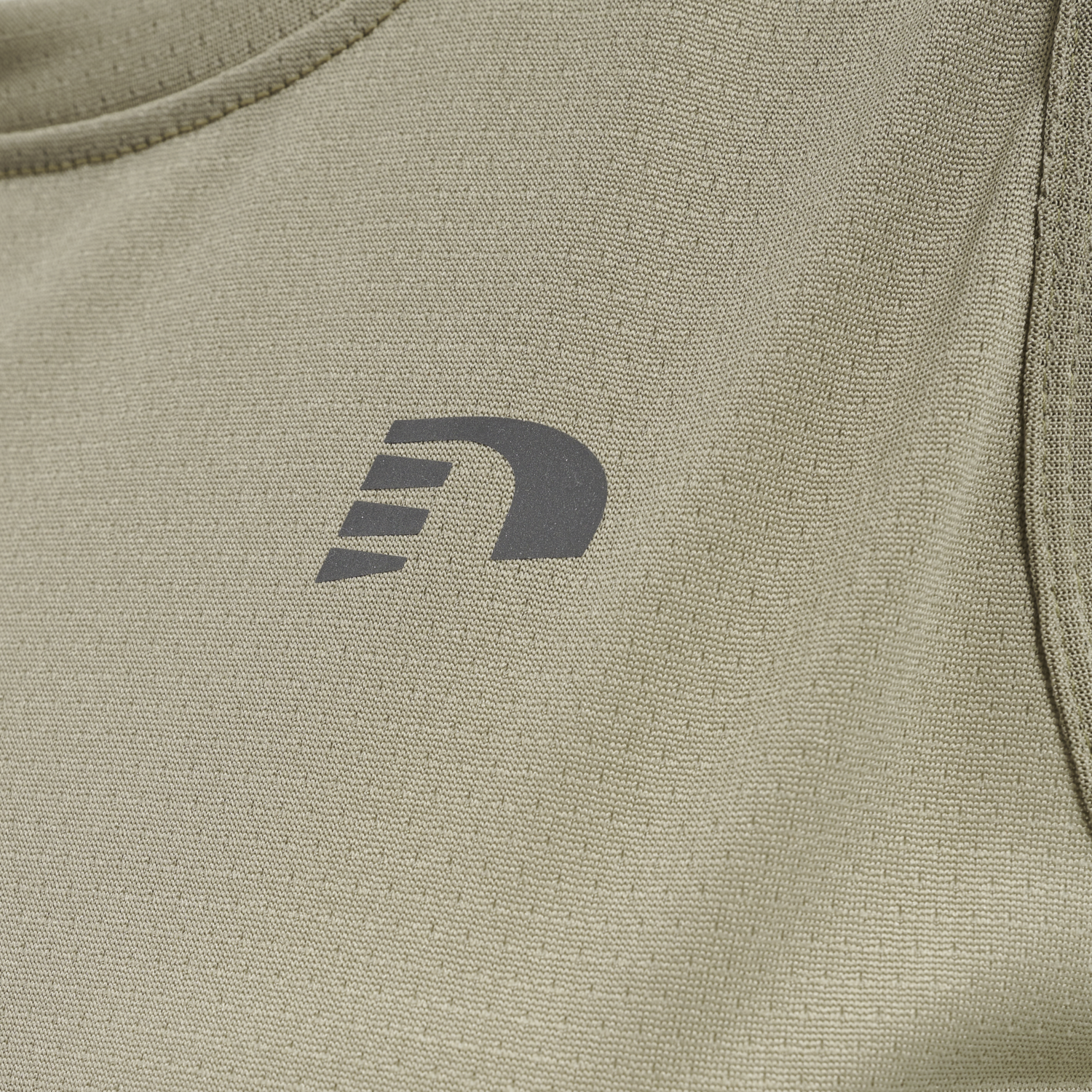 WOMEN RUNNING SINGLET