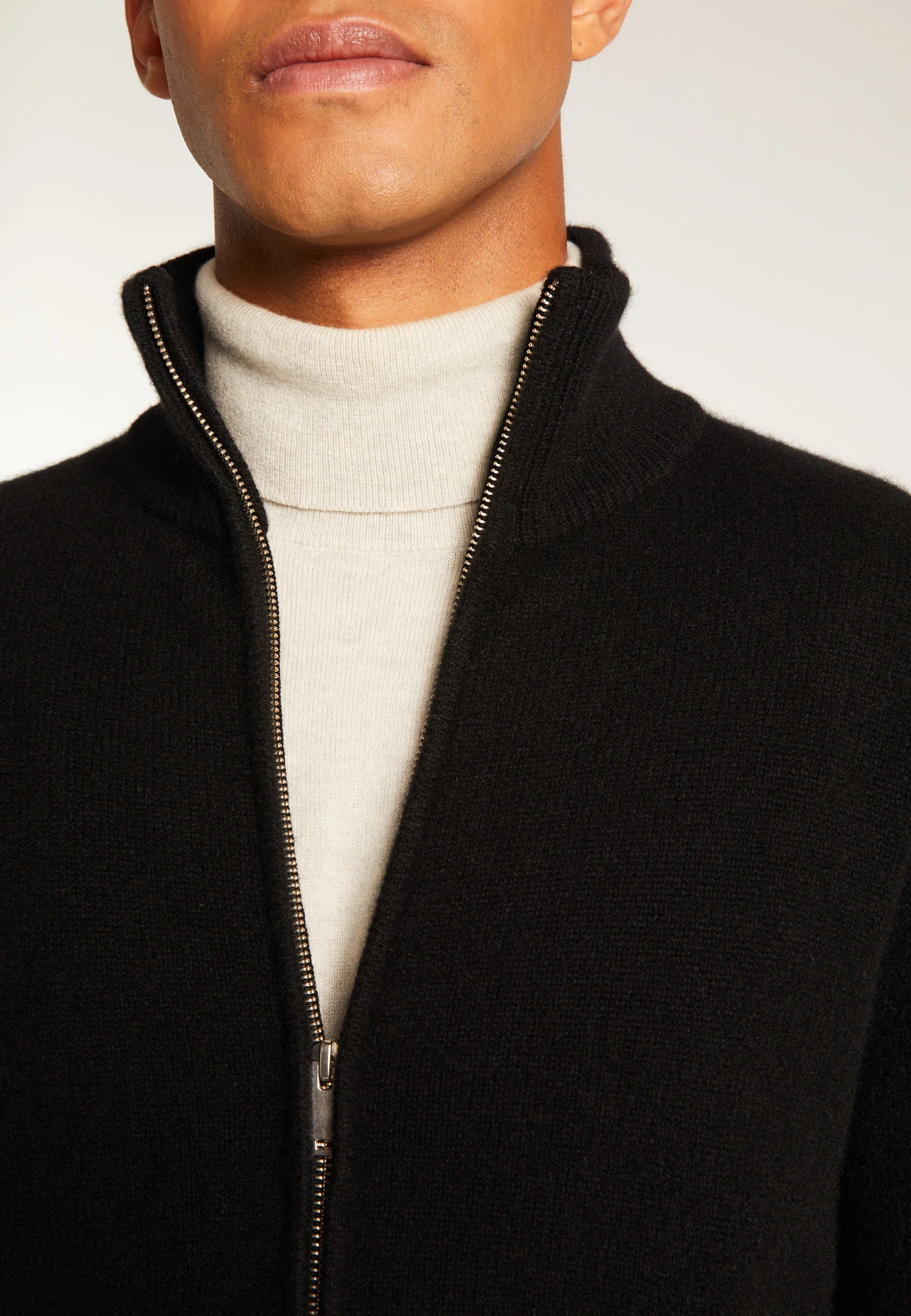 ELYSÉE DUO - Gilet zippé en cachemire 6 fils | Noir