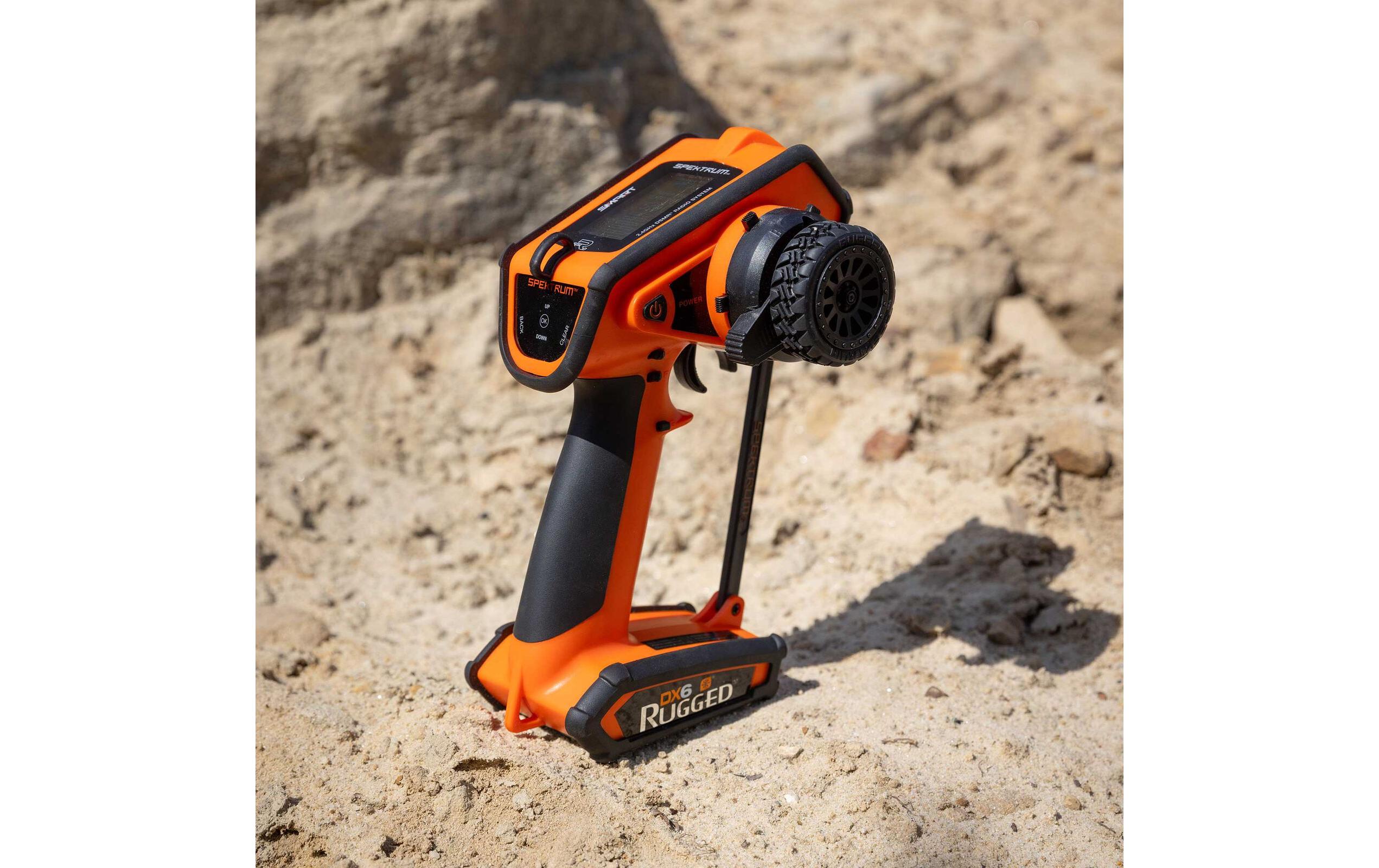 Fernsteuerung DX6 Rugged DSMR Orange, nur Sender<br>Robuster 6-Kanal Sender für RC Fahrzeuge