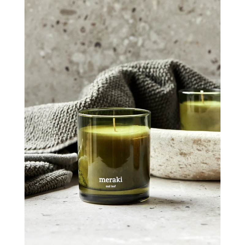 Meraki Scented Candle 200 gr. - Oud Leaf