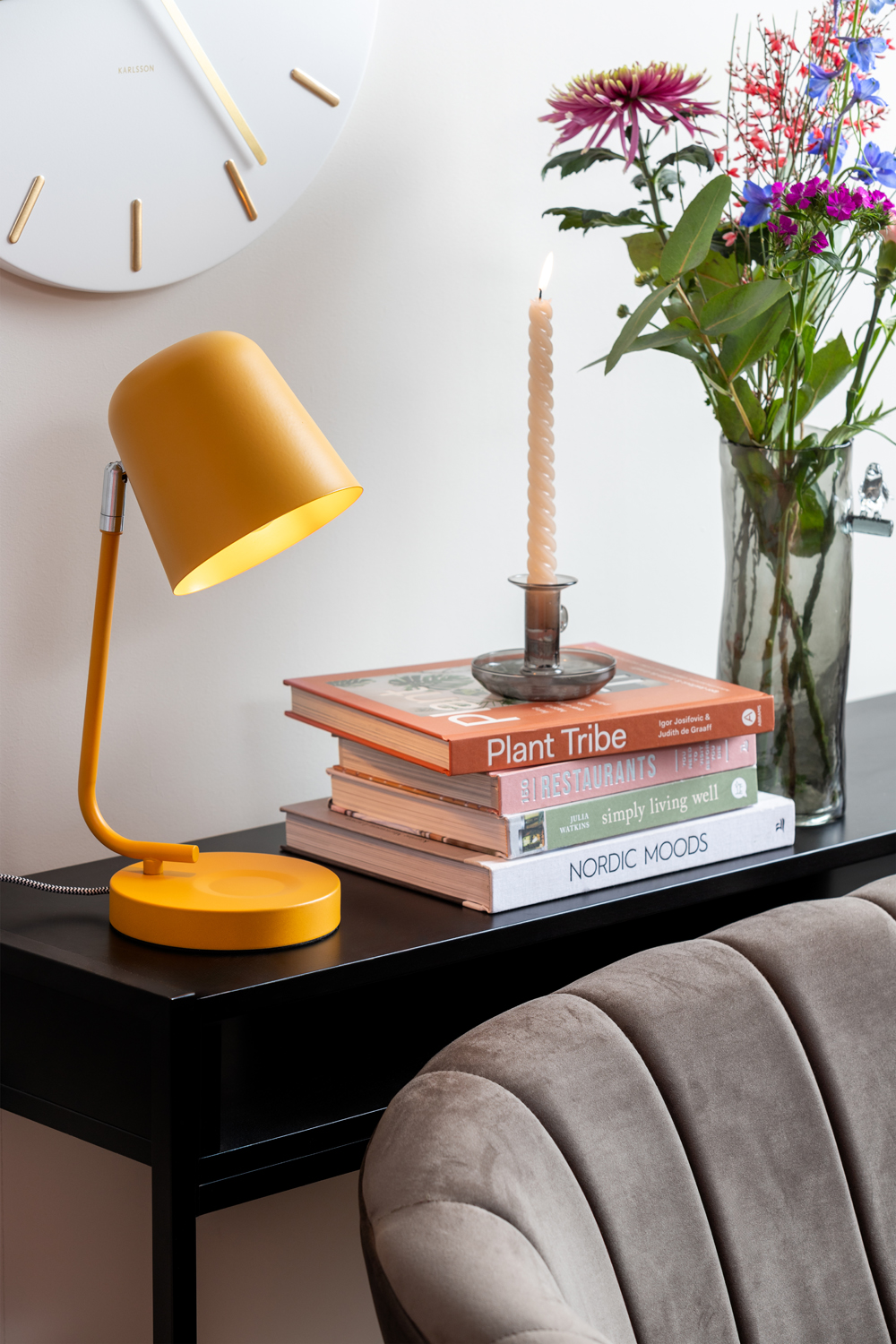 Table lamp Encantar matt ochre yellow