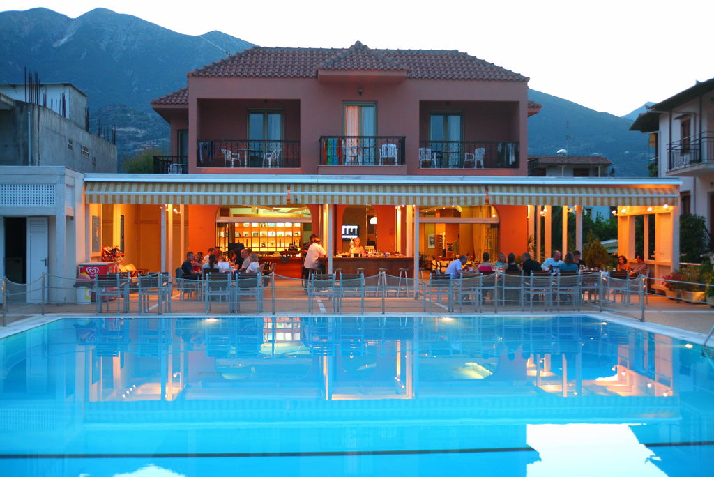 Fly & Go Athos Hotel Logies en ontbijt - Hotel