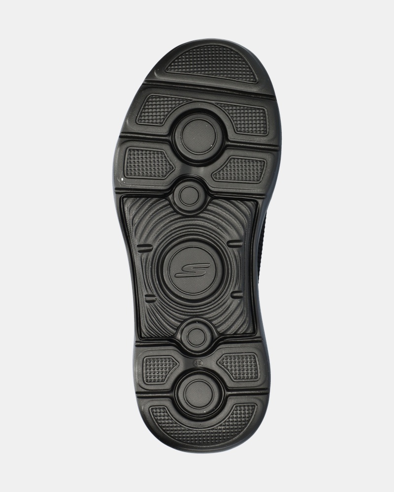 Skechers Arch Fit Go Walk Instapschoenen  - zwart