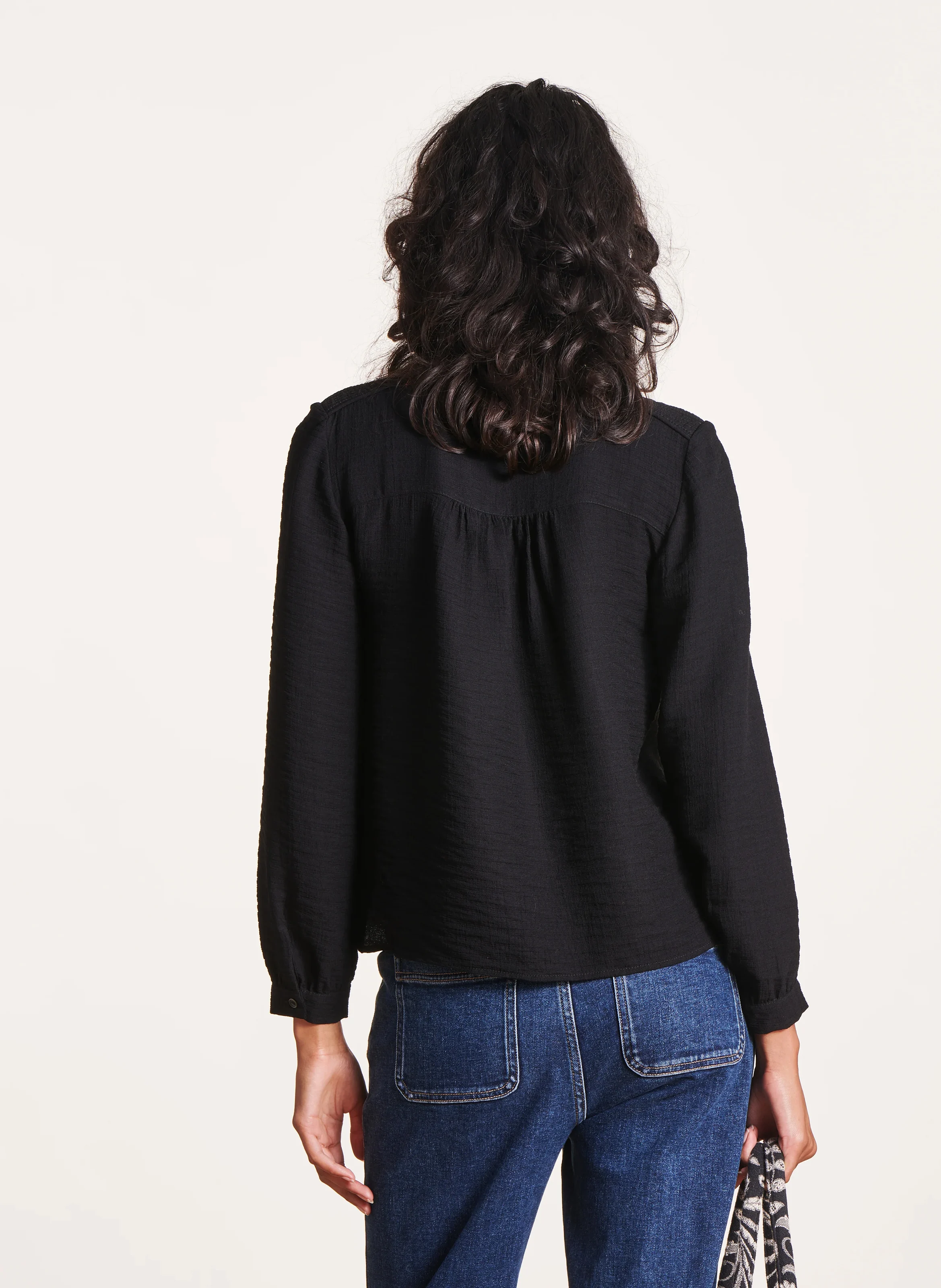 Top droit à encolure V | Noir
