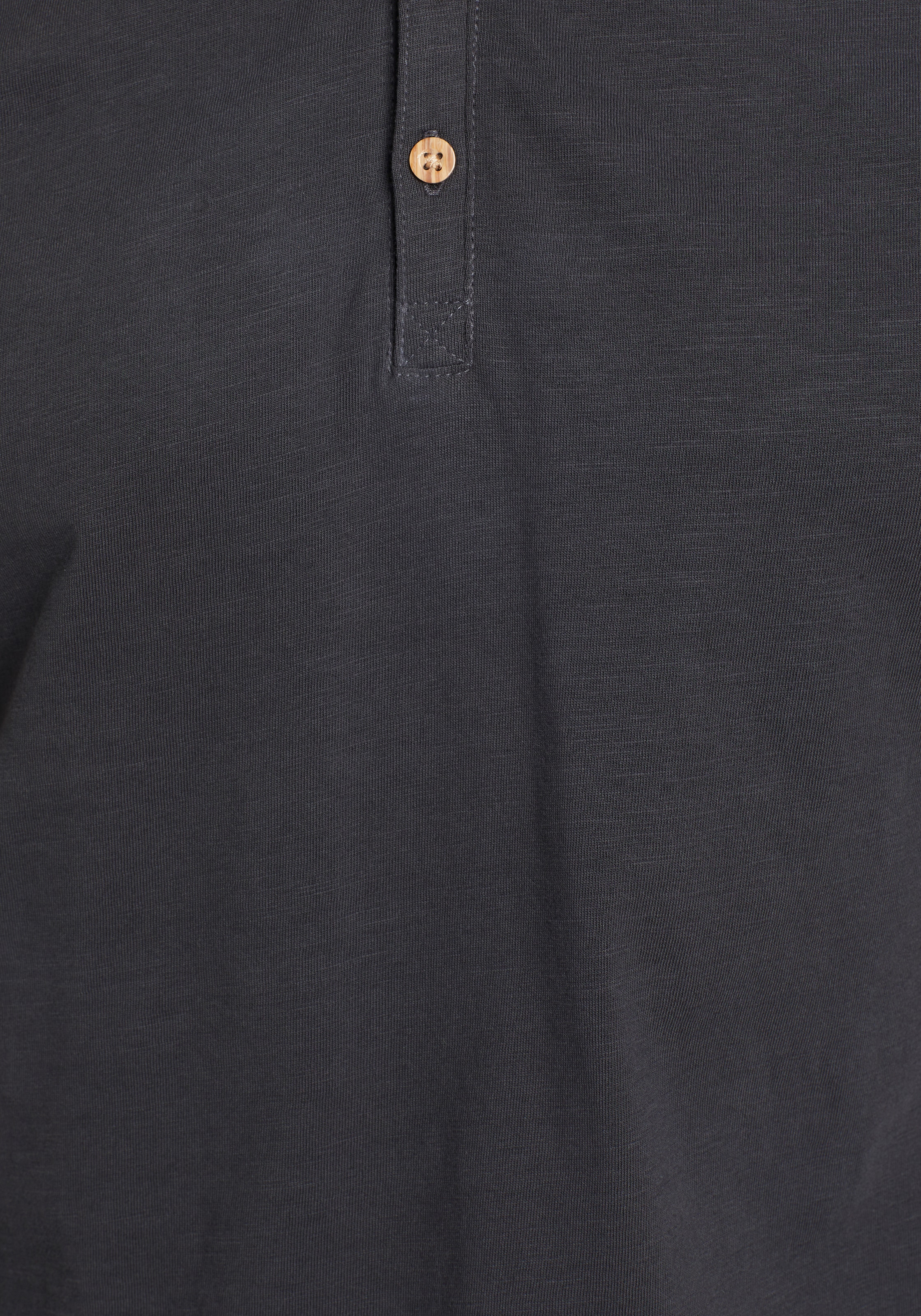 Bruno Banani T-Shirt Mit geknöpften V-Ausschnitt