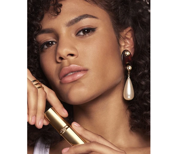 L'ORÉAL PARIS Color Riche Satin LippenstiftNr. 345 Cherry Crystal