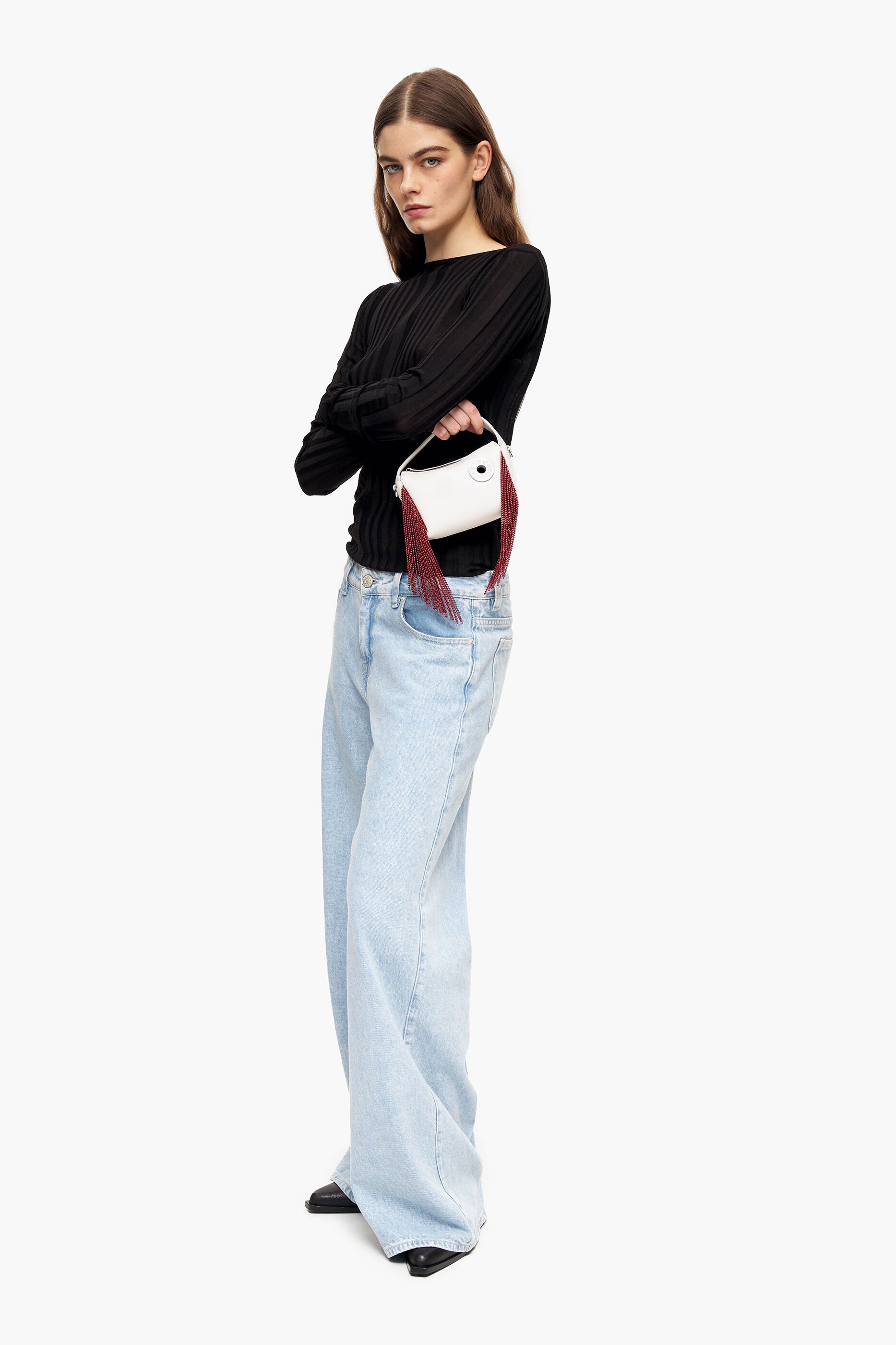 Bolsa hobo tamanho XS em couro off-white.