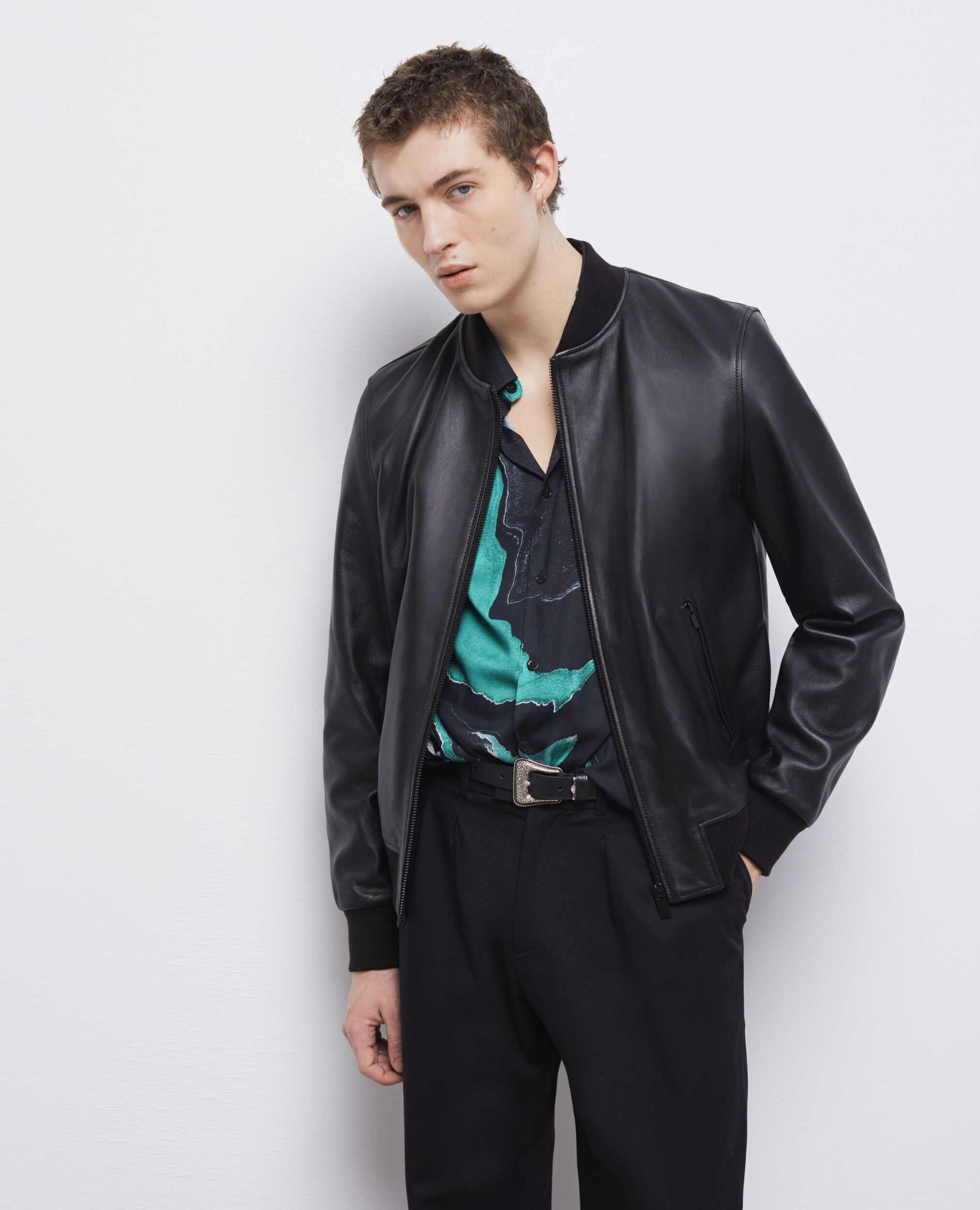 Blouson en cuir noir