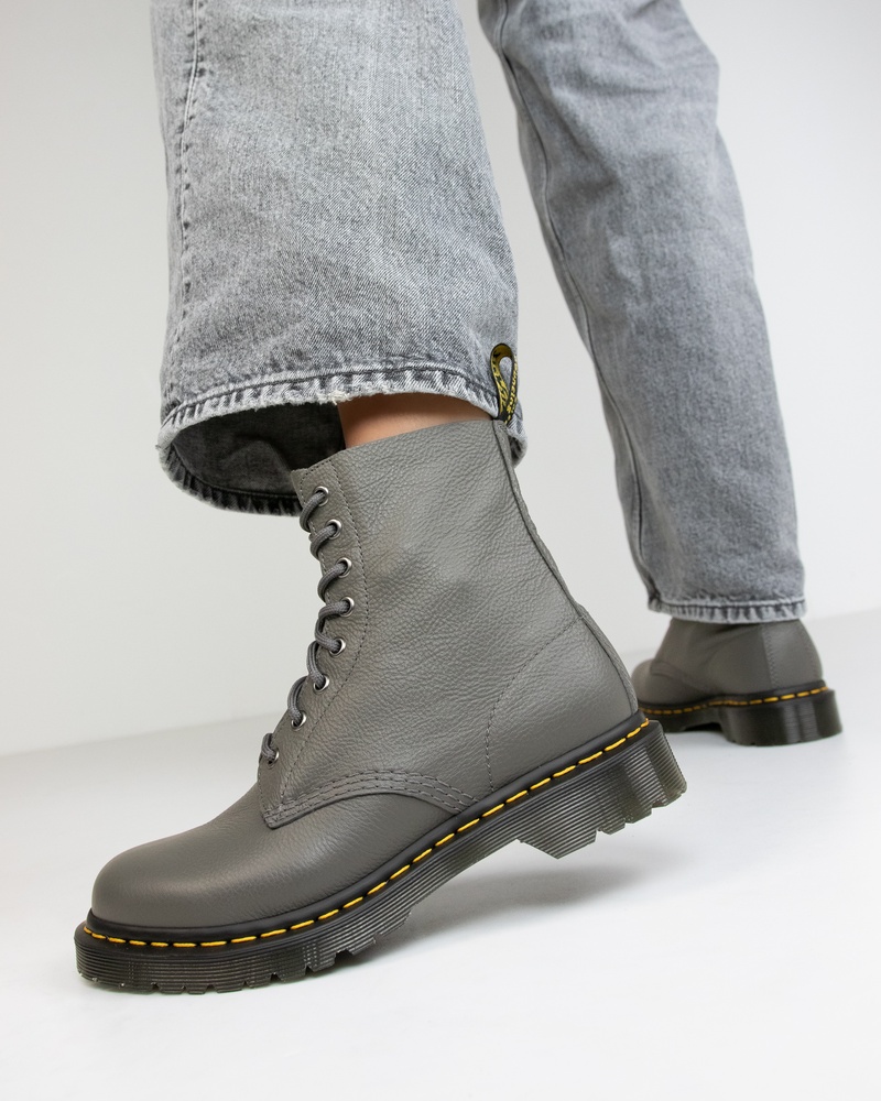 Dr. Martens 1460 Pascal Virginia Veterboots  - grijs