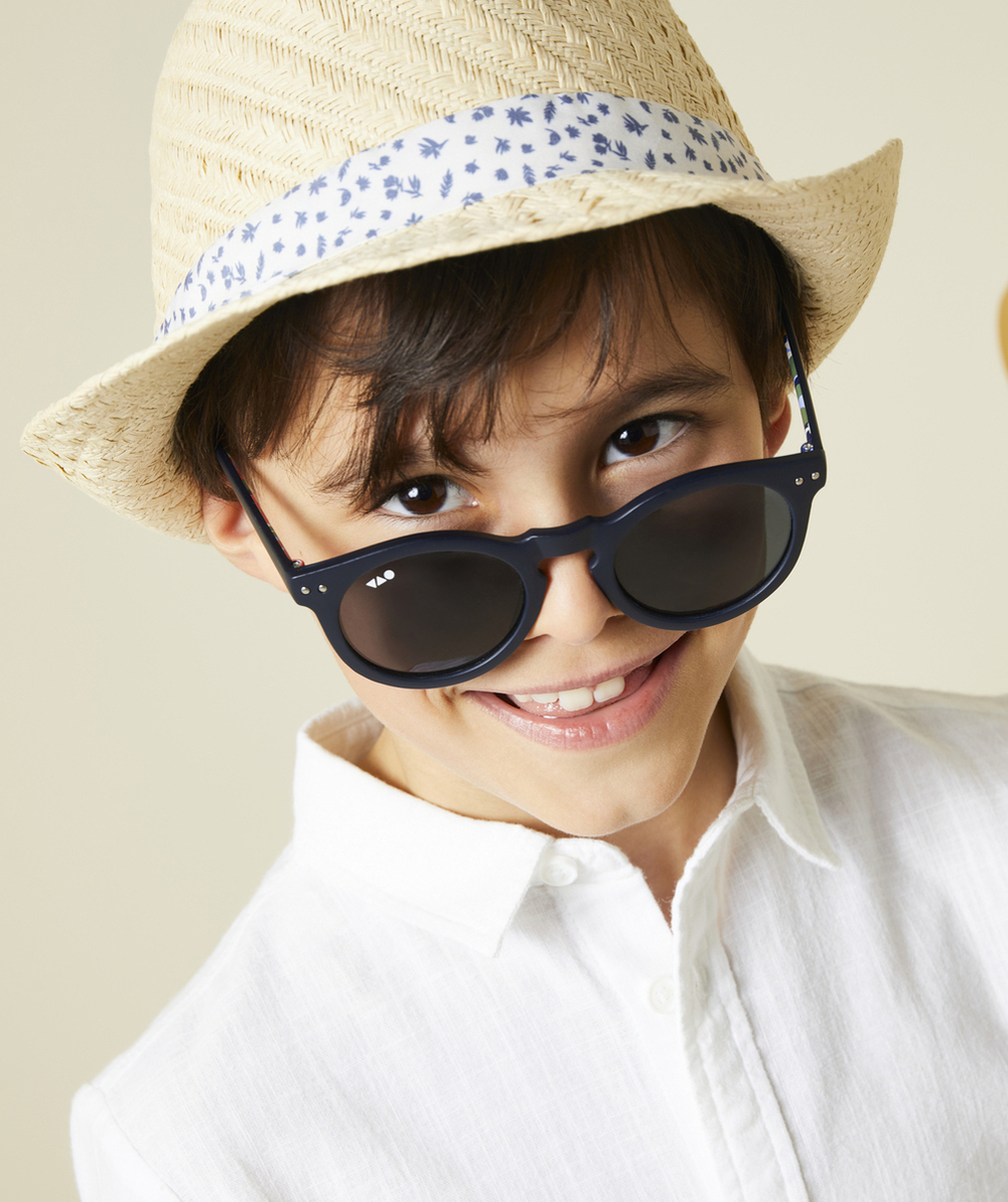chapeau de paille garçon avec ruban imprimé feuilles