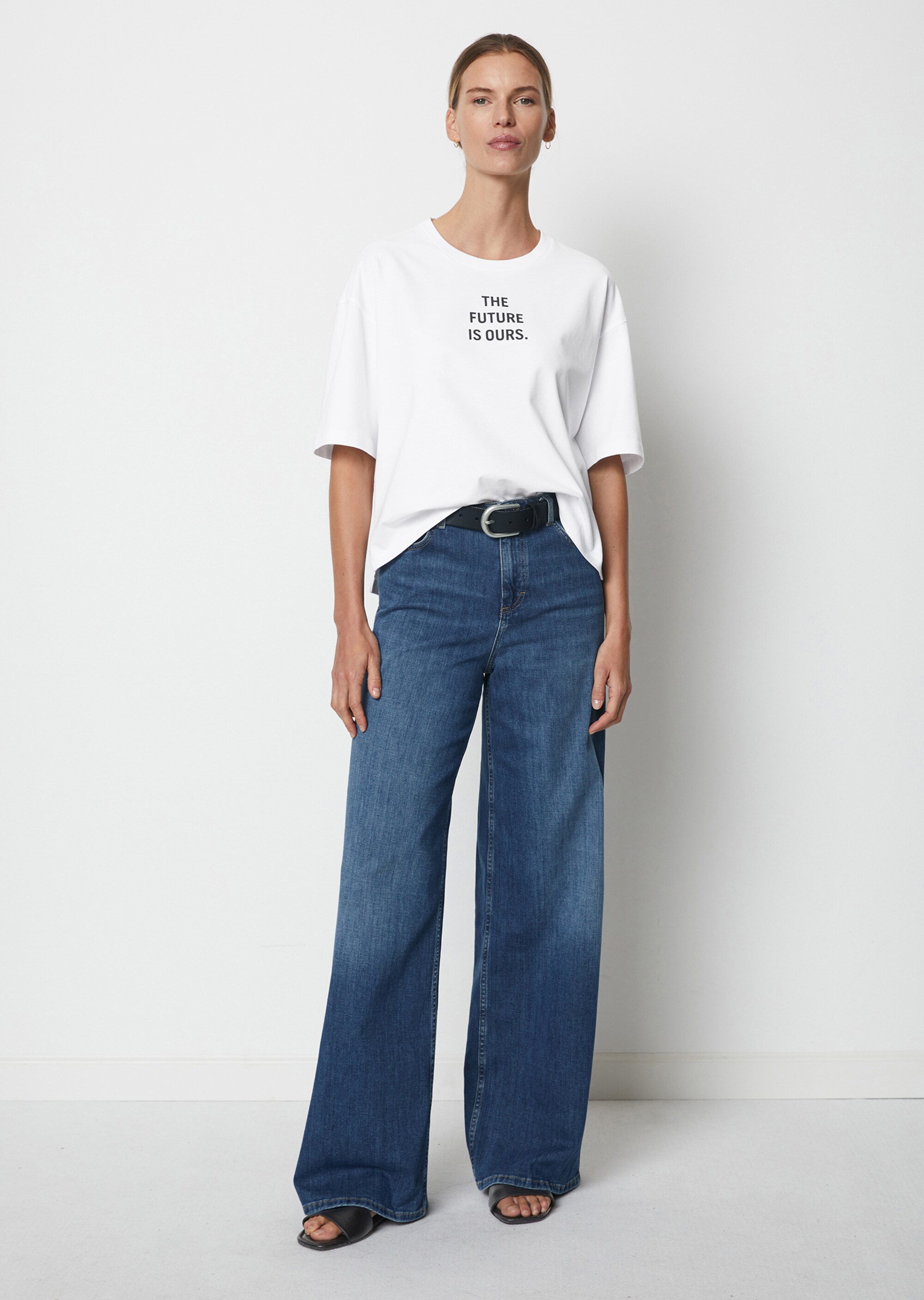 Woman's Day T-Shirt looseaus reiner Bio-Baumwolle