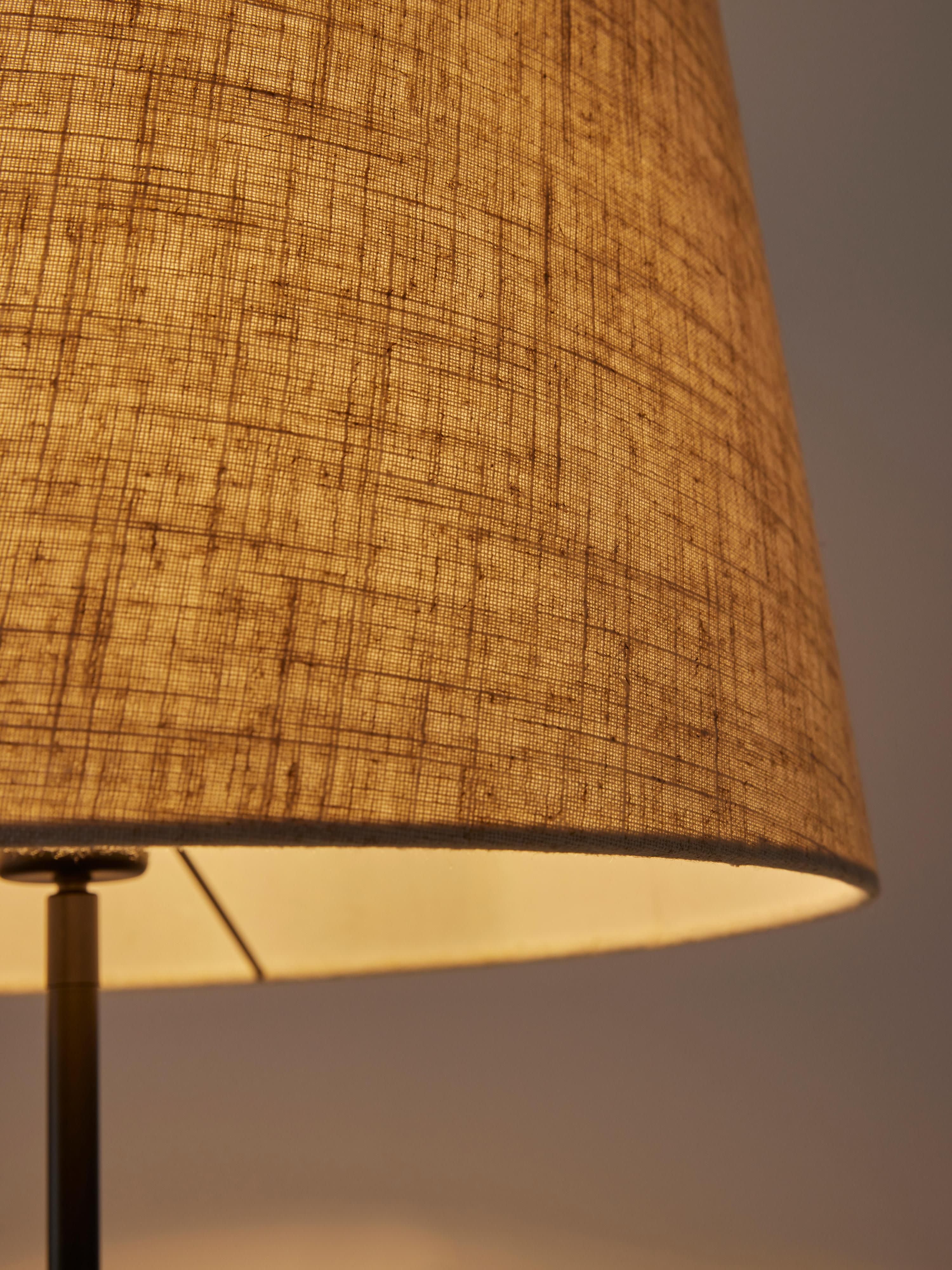 Vloerlamp Kaya met betonnen voet