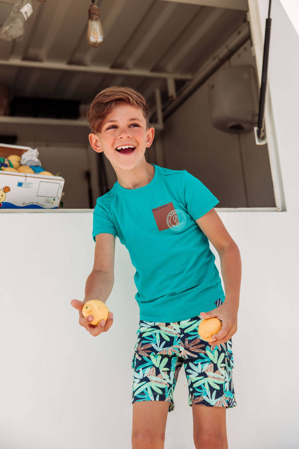 B.Nosy sweatshort met bladprint donkerblauw/groen