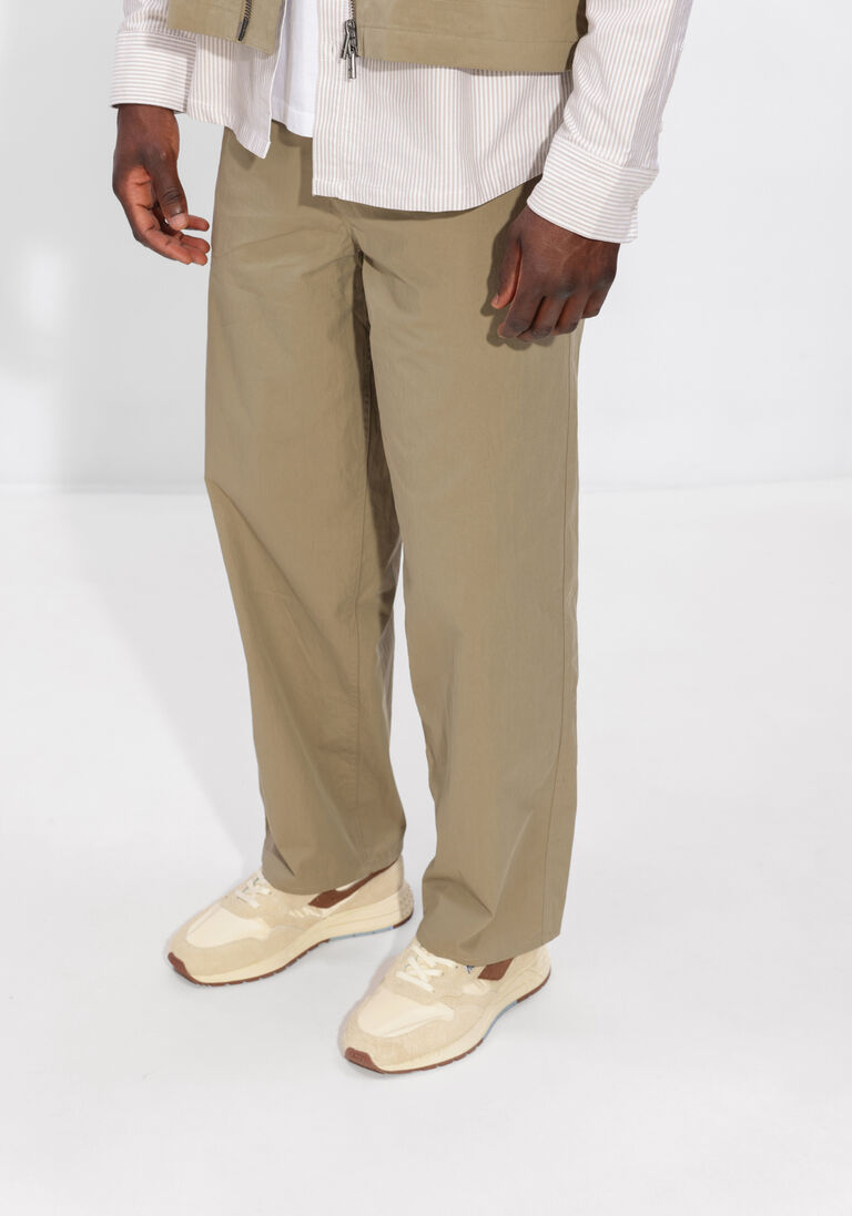 beige olaf hussein chino barrel leg pant
