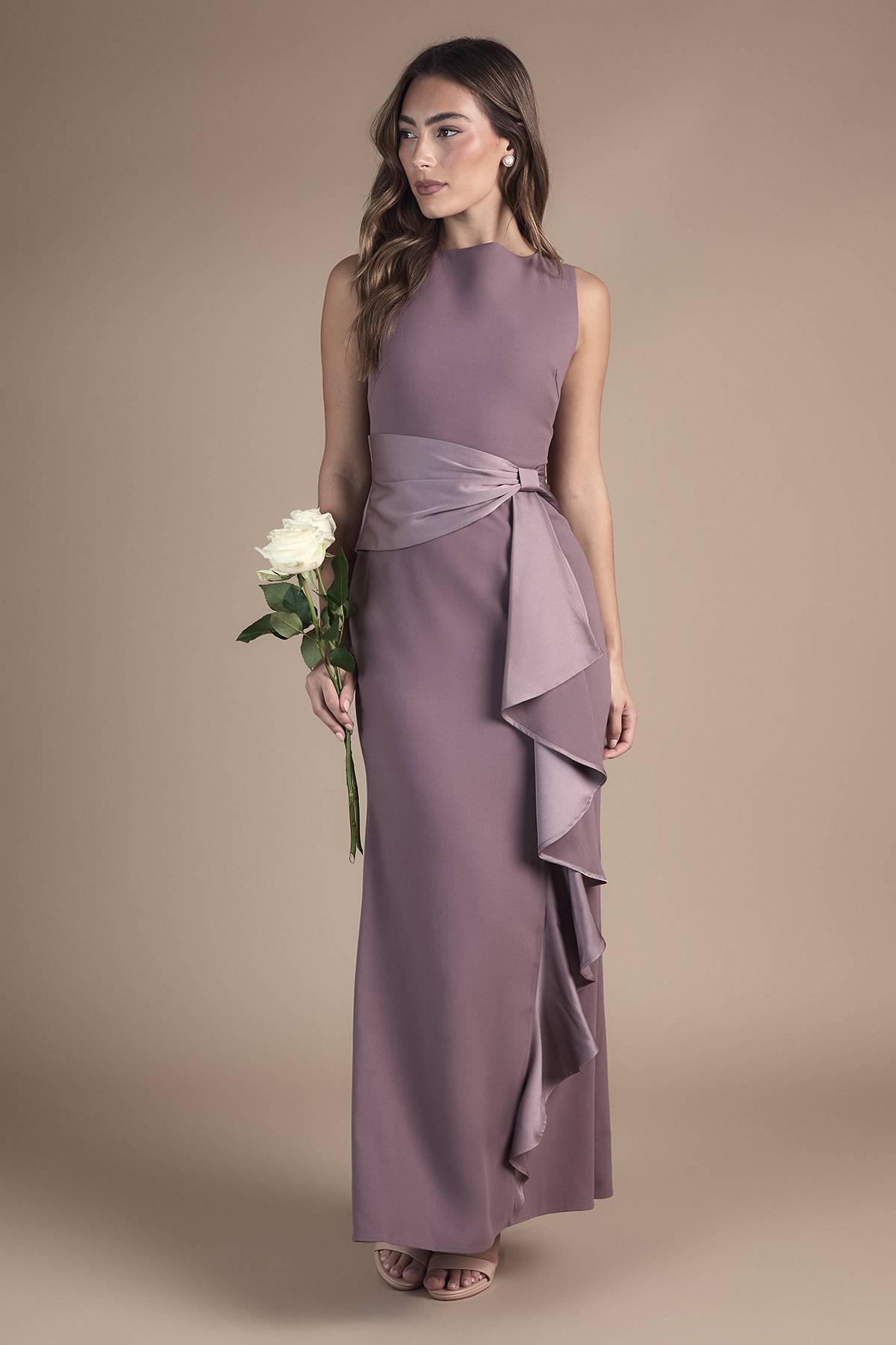 Coast Robe de Demoiselle d'Honneur Longue sans Manches à Col Rond avec Ceinture