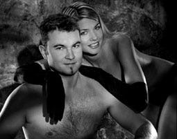 Paar-Fotoshooting in Regensburg als Geschenkidee