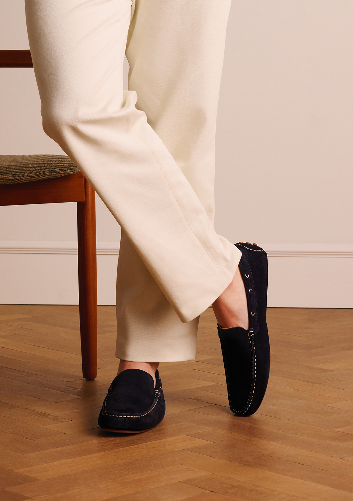 Donkerblauwe suède loafers