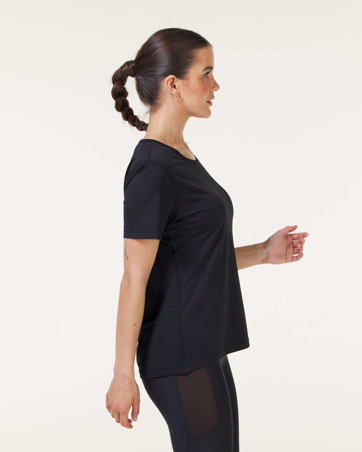 LEVITY Fast Track Mesh Tee Black