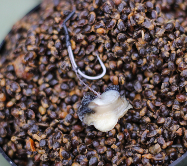 Subgrubs 'Natural Bait' Ready To Fish Emmer (Pellets   Liquide   Escargots)