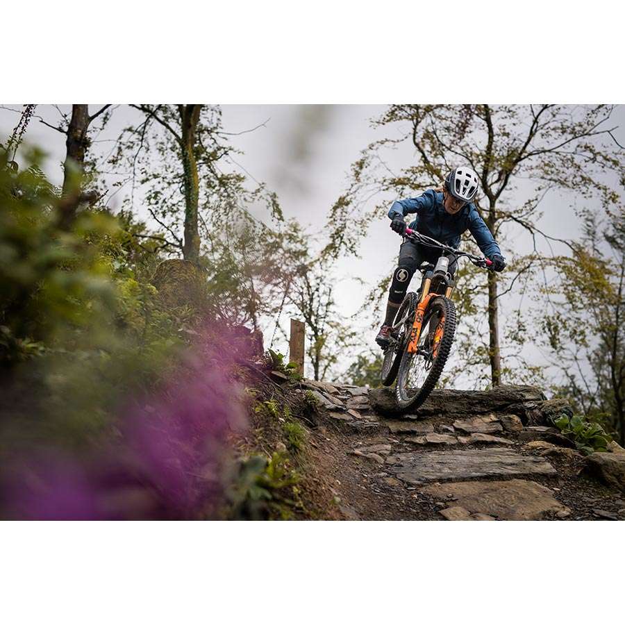 Lazer Jackal MIPS MTB Fietshelm Wit/Zwart