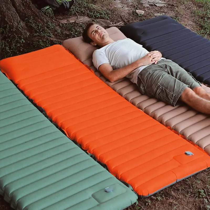 (205x70cm) Aufblasbare Isomatte Outdoor Luftmatratze mit integrierter Fusspumpe für Camping / Festivals   Tragetasche - Grün / Grau