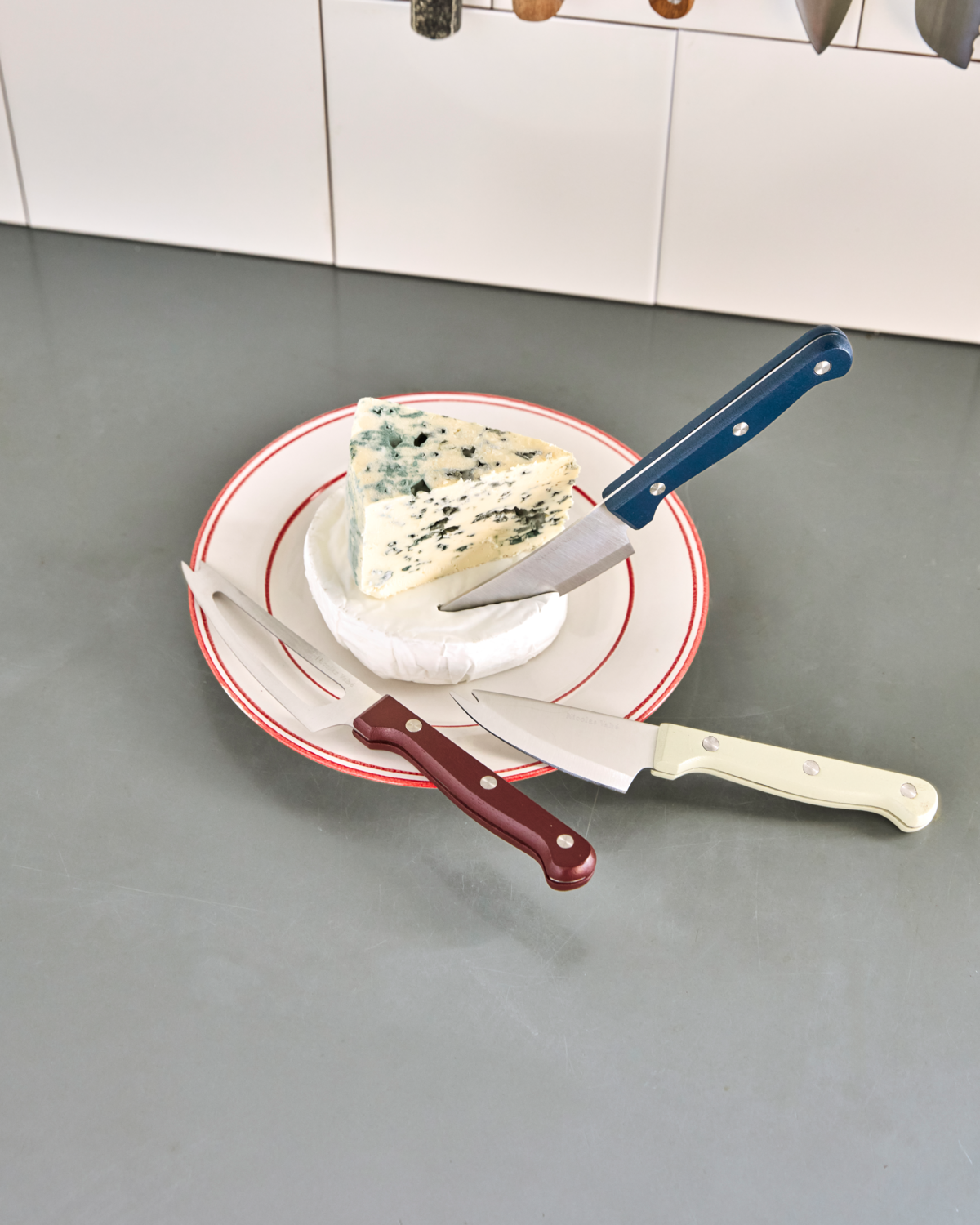 Kaasmesjes kleur