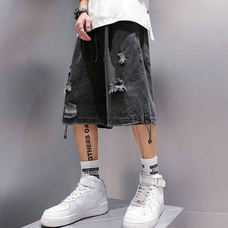 WidoWilder - Mid Rise Washed Denim Shorts