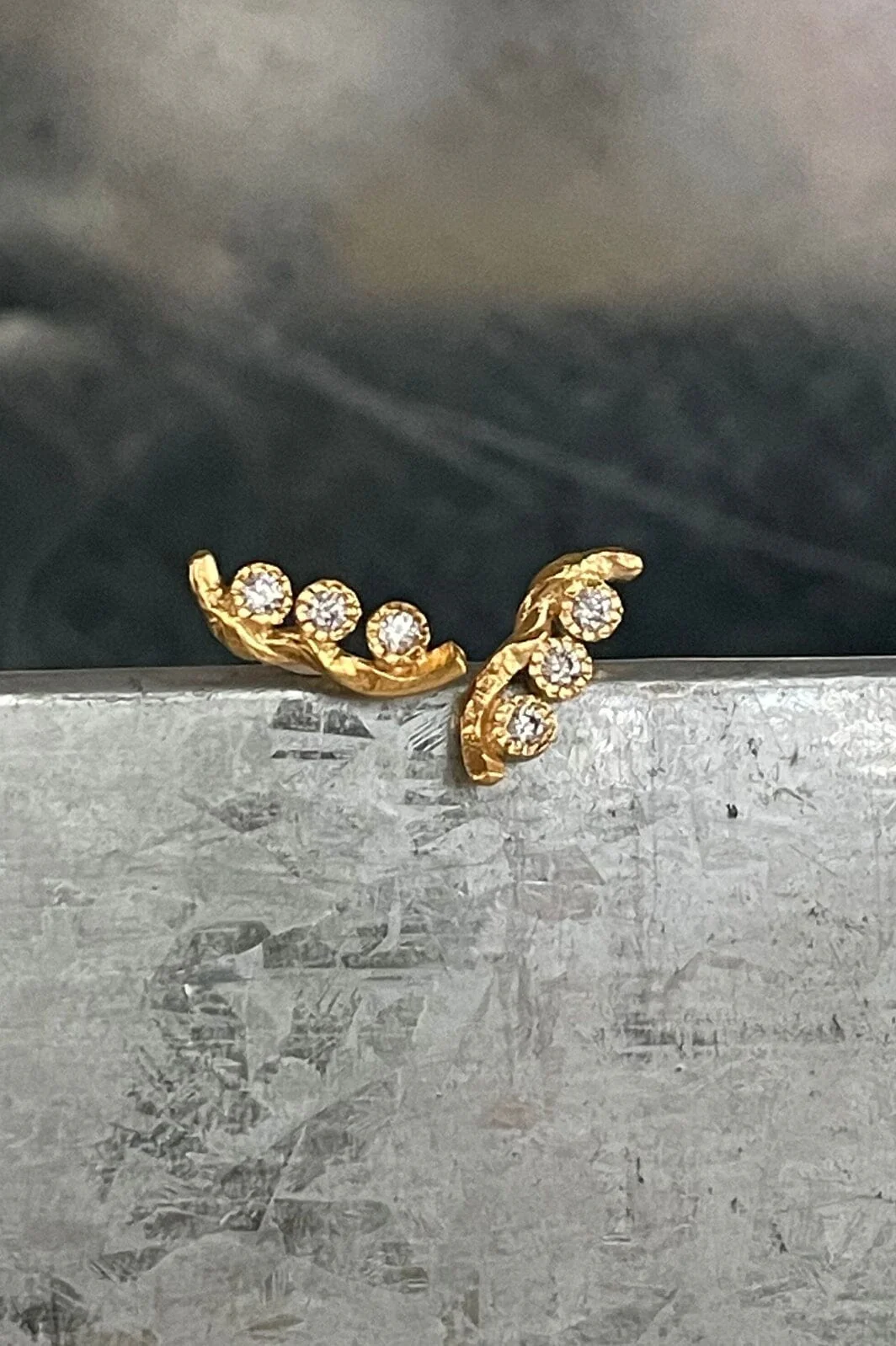 Stine A Flow Earring With Three Stones