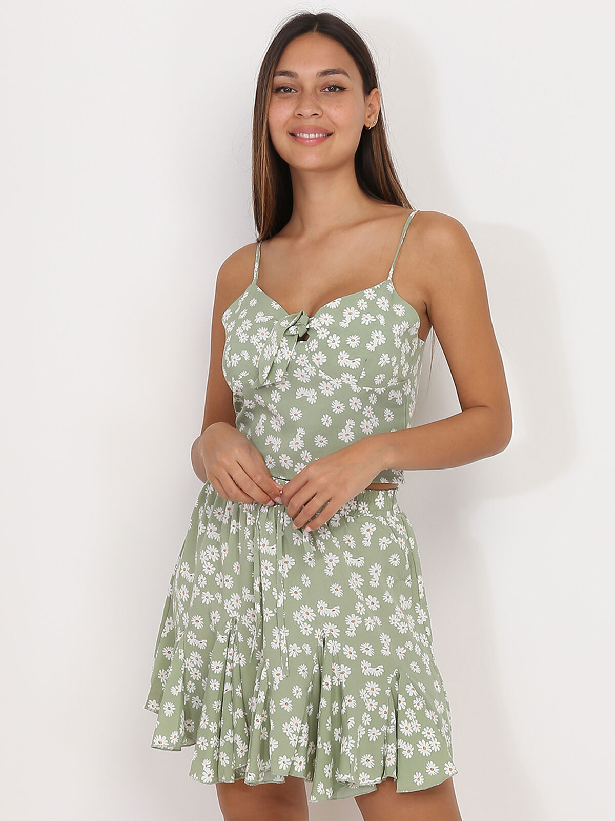 Crop top à nœud avec motif fleurs- Vert