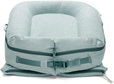 DockATot Deluxe+ Babynest, Marine Chambray