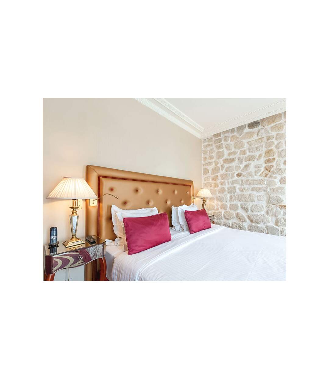 Week-end en amoureux : 2 jours dans les villes les plus romantiques de France - SMARTBOX - Coffret Cadeau Séjour