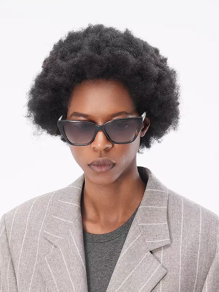 GUESS Sonnenbrille GU7919/58 braun