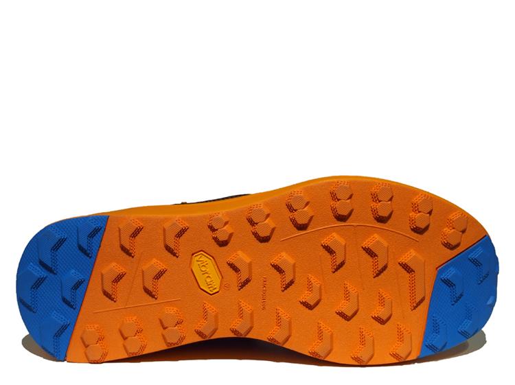 Mountos 724150 Black-Orange-Outsole