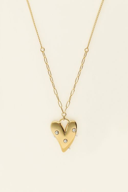 Ketting met groot hart en parels