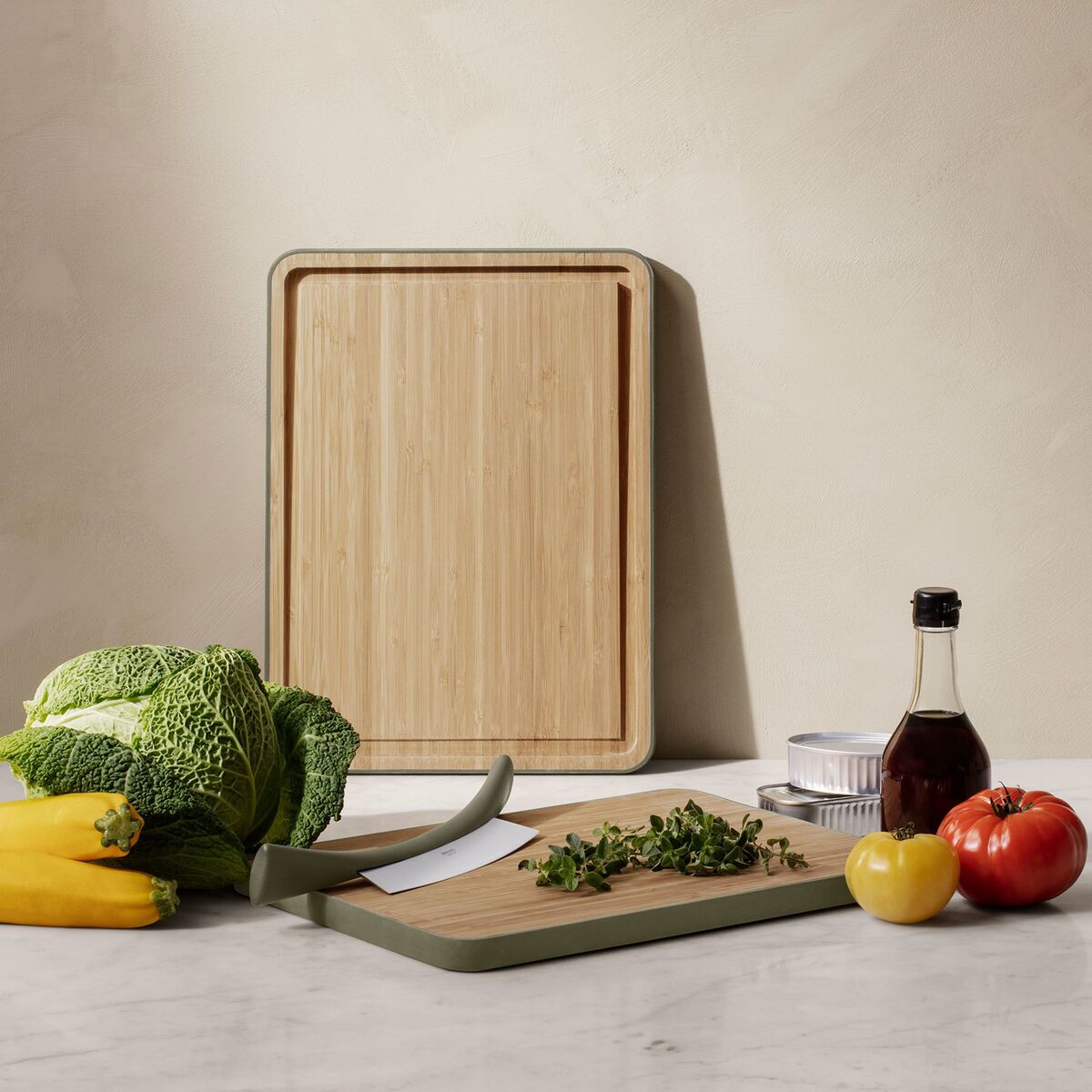 Green Tool skjærebrett med juicerille, bambus
