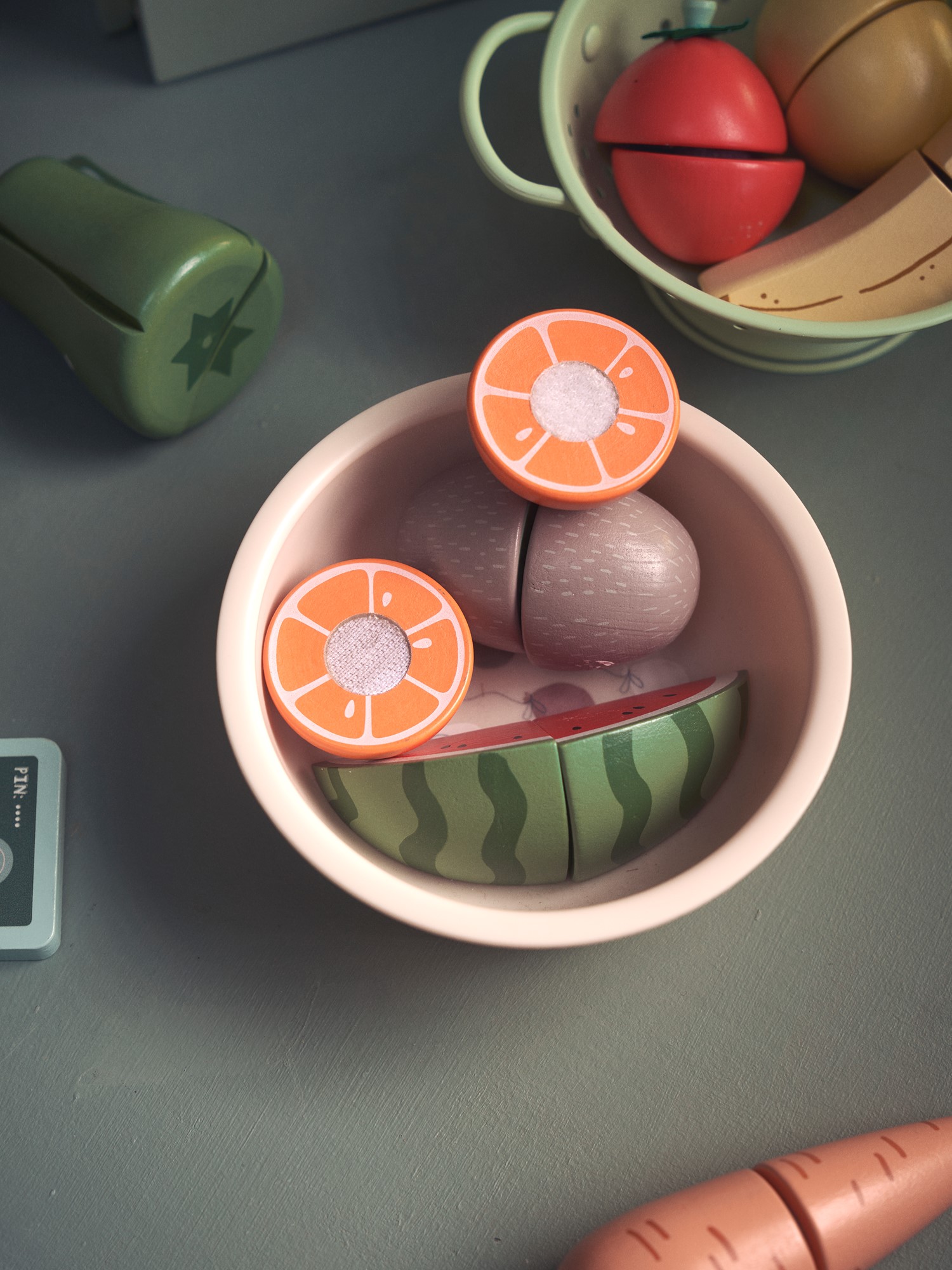 Legetøjsappelsin i træ | Poppeltræ. | Burned Orange