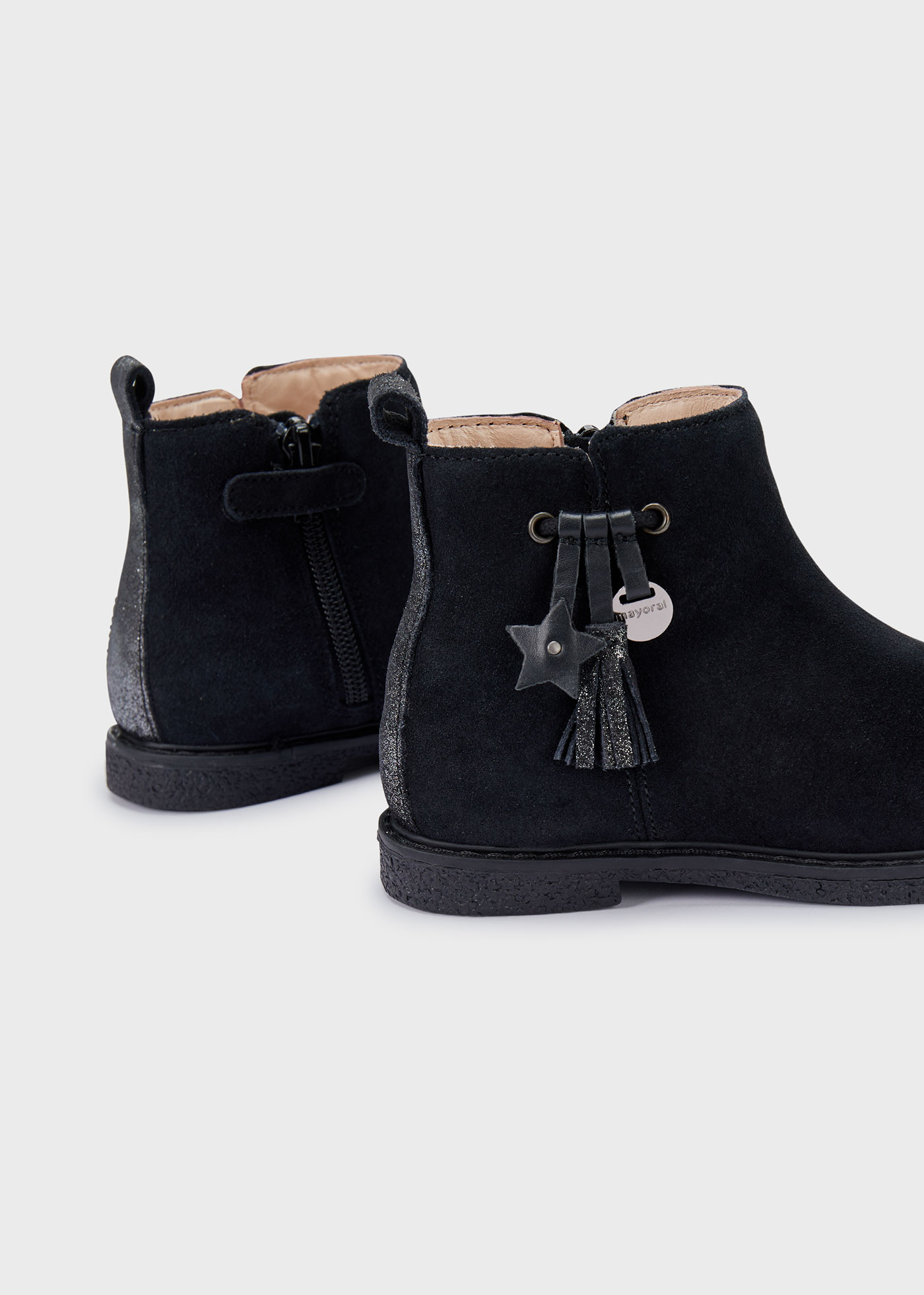 Botas de tornozelo em couro sustentável para meninas